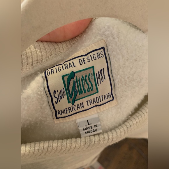 Vintage GUESS sweatshirt - Picture 3 of 4